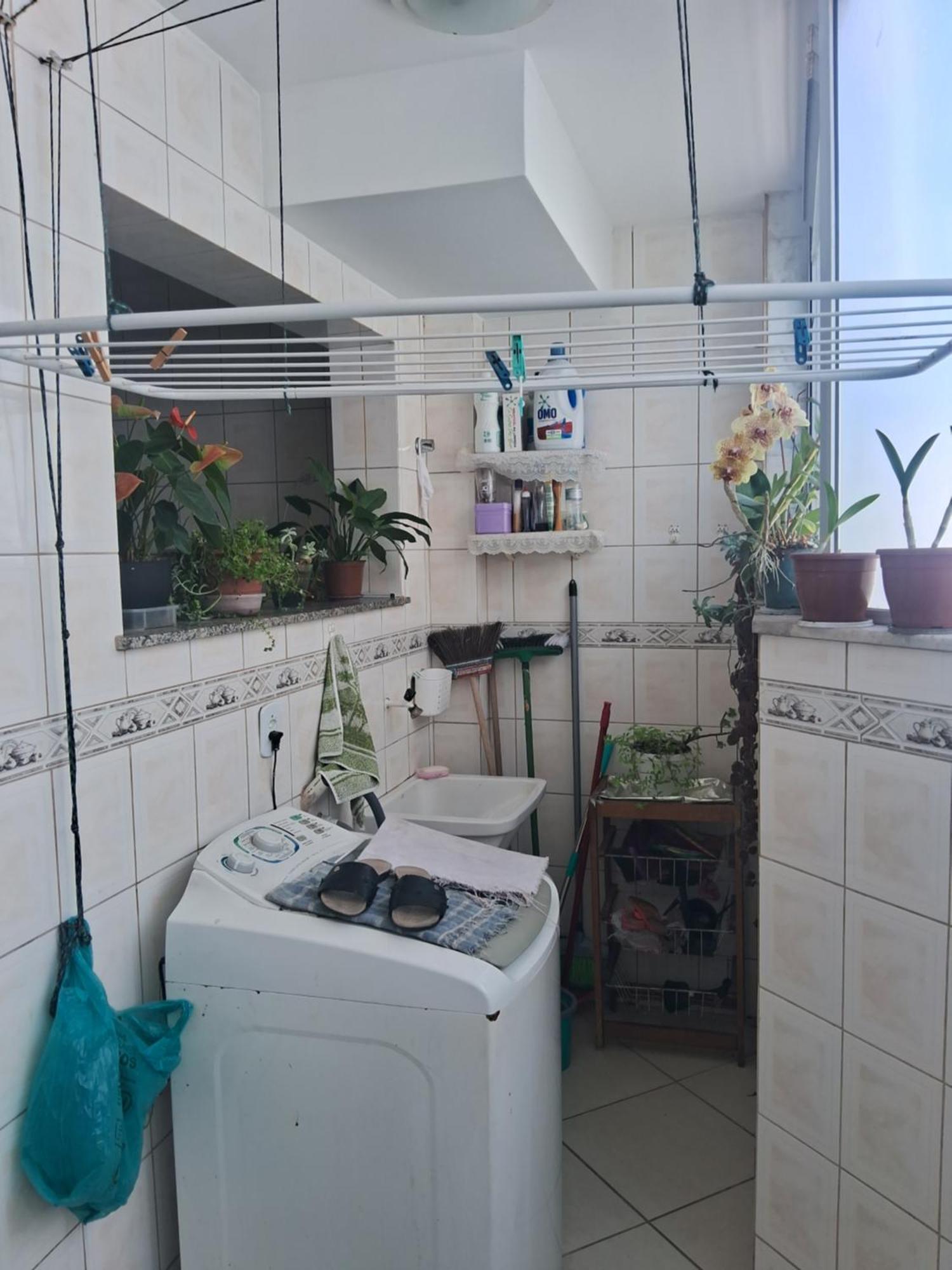 Edificio 1 Apartamento *